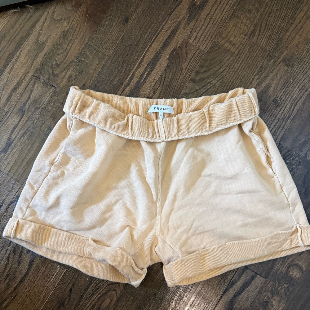 FRAME Women's Rolled Up Short